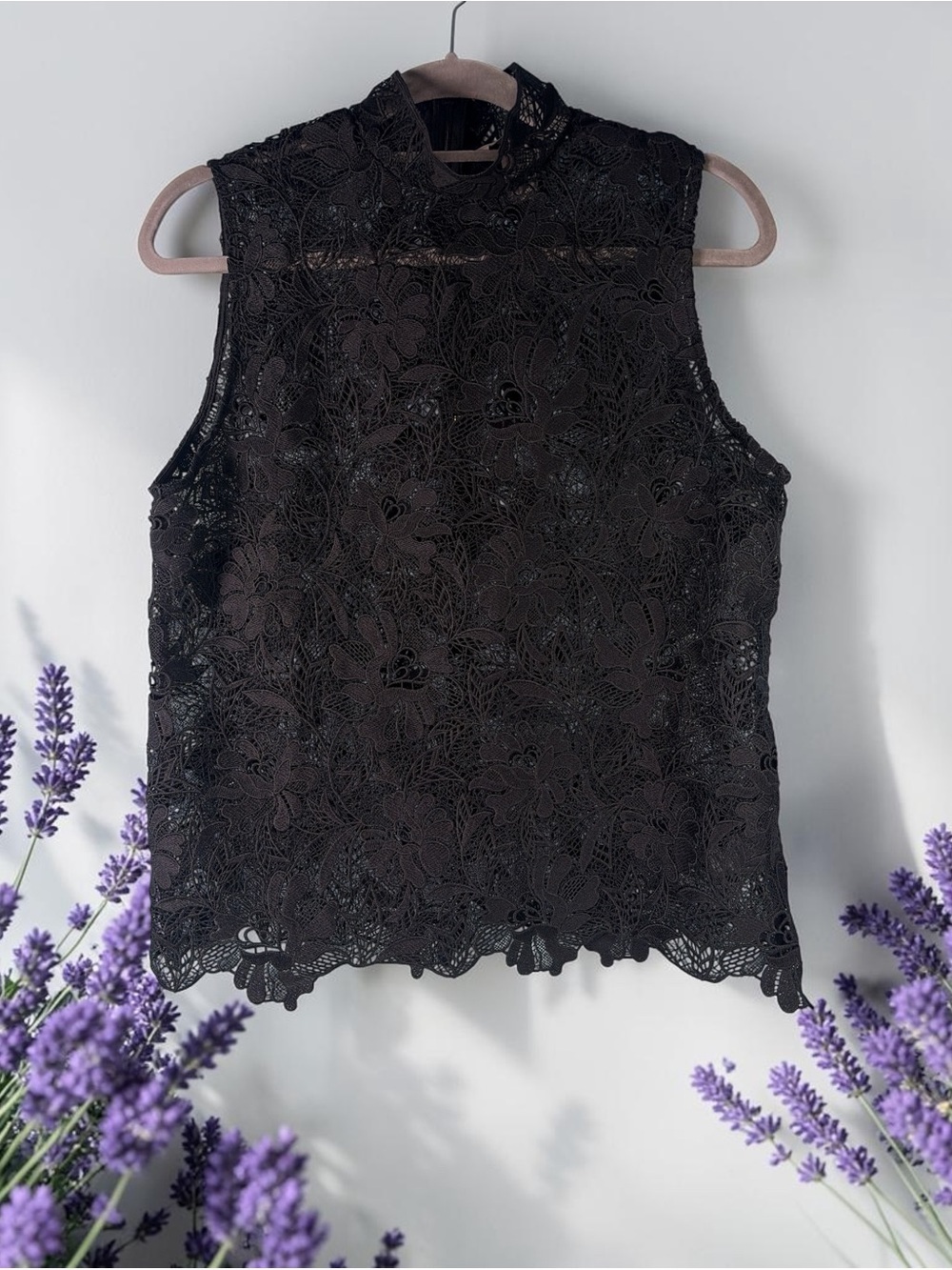 H&M Woman Elegant Black Lace Sleeveless Top Size L